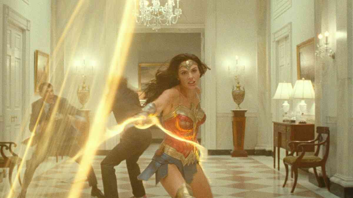 wonder-woman-1984-movie-trailer-poster-review-box-office-collection-report